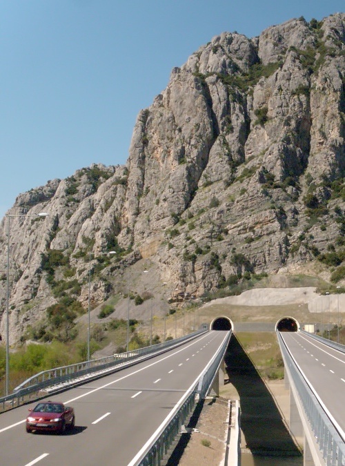 CONNECTA Completes Project Documentation for the Replacement of Guardrails along Corridor X in North Macedonia