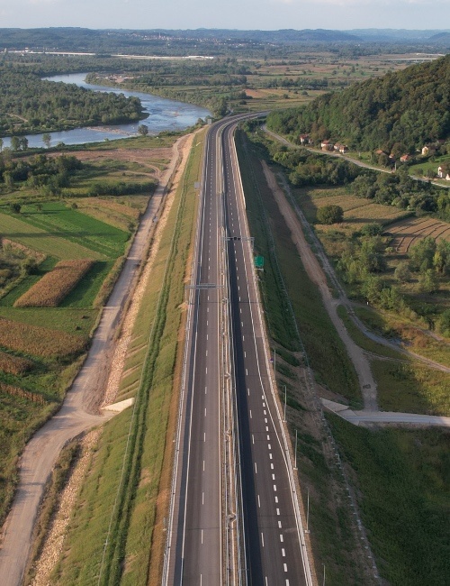 Opening of motorway section in Republika Srpska highlights benefits of EU infrastructure financing