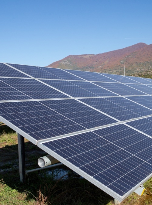 Grant agreement for the solar plant in Oslomej signed