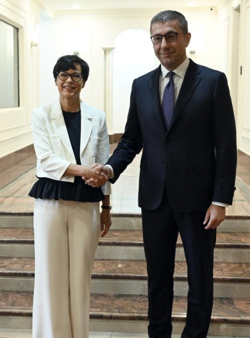 Commissioner Kos visits North Macedonia to discuss the country's EU accession path and reform efforts